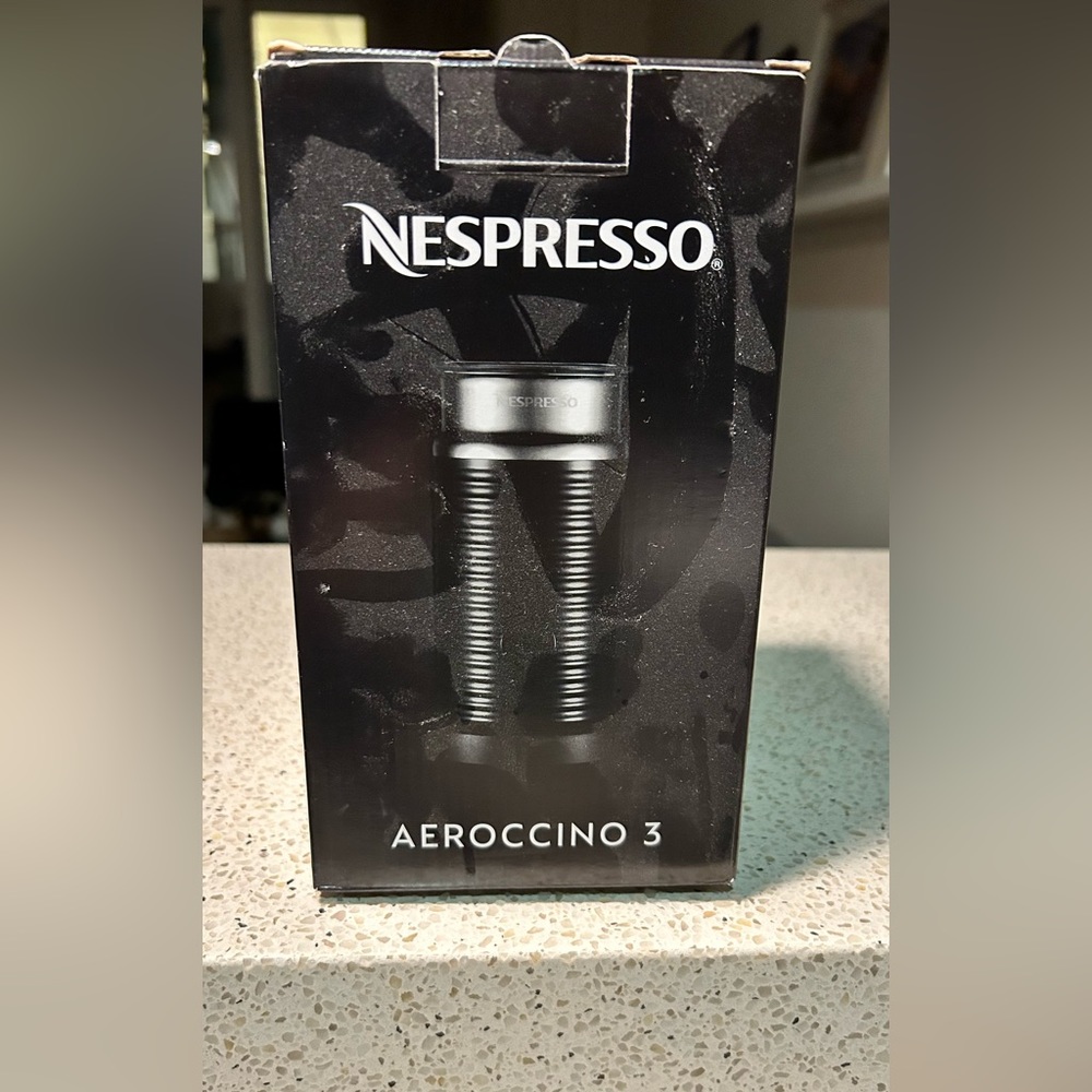 Nespresso Aeroccino 3 (Original) Black Milk Frother Black